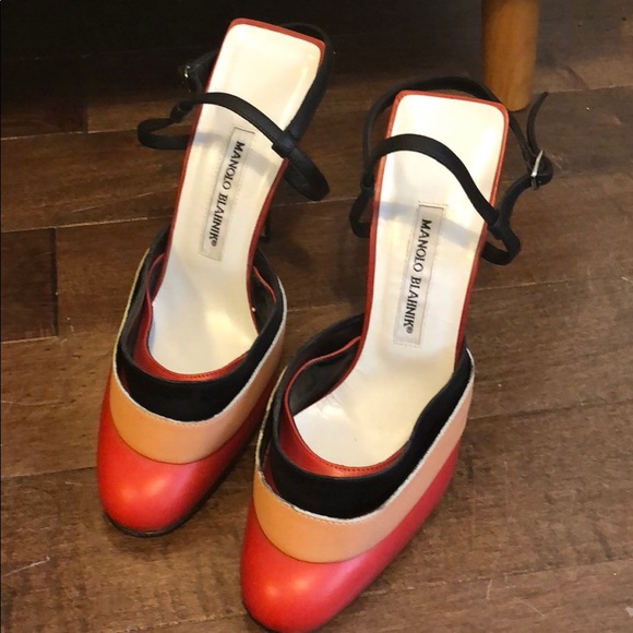 NEW Manolo Rebord Red leather banded heels 38.5 - Picture 2 of 4